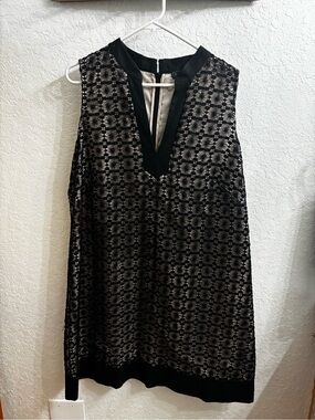 Jessica Howard Black Lace Overlay Shift Dress